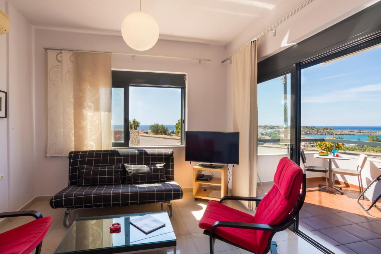 Caravella Luxury Apartments Palaiochora Exteriér fotografie