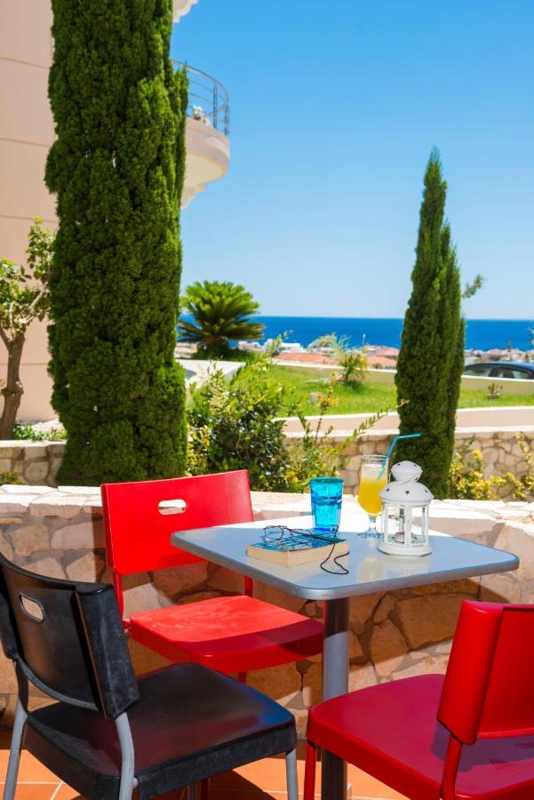 Caravella Luxury Apartments Palaiochora Exteriér fotografie