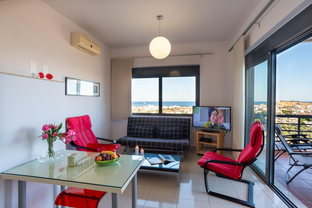 Caravella Luxury Apartments Palaiochora Exteriér fotografie