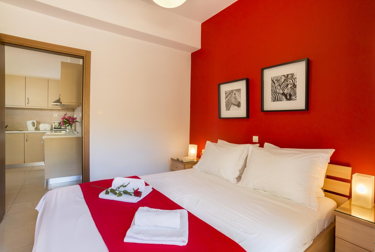 Caravella Luxury Apartments Palaiochora Exteriér fotografie